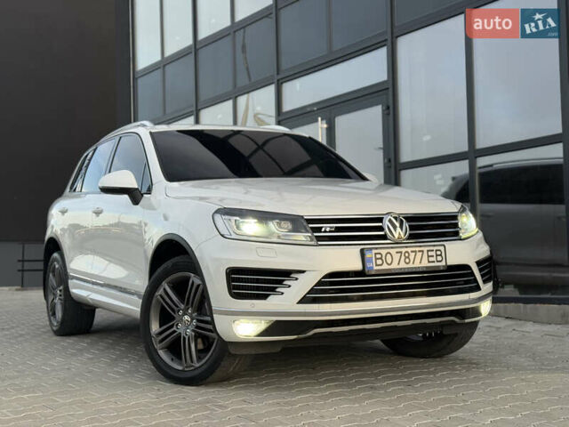 Білий Фольксваген Туарег, об'ємом двигуна 2.98 л та пробігом 287 тис. км за 24250 $, фото 11 на Automoto.ua