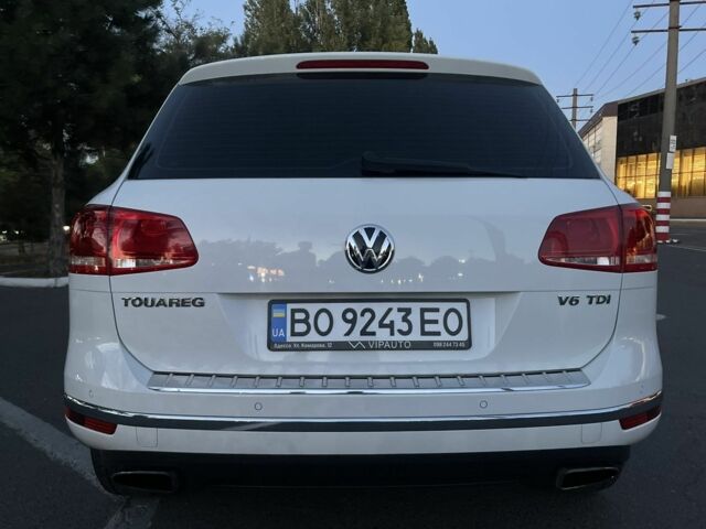 Белый Фольксваген Туарег, объемом двигателя 3 л и пробегом 208 тыс. км за 21800 $, фото 8 на Automoto.ua