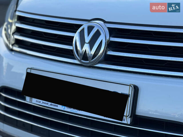 Белый Фольксваген Туарег, объемом двигателя 3.6 л и пробегом 242 тыс. км за 18500 $, фото 44 на Automoto.ua