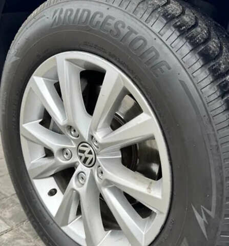 Білий Фольксваген Туарег, об'ємом двигуна 2.97 л та пробігом 320 тис. км за 23200 $, фото 21 на Automoto.ua