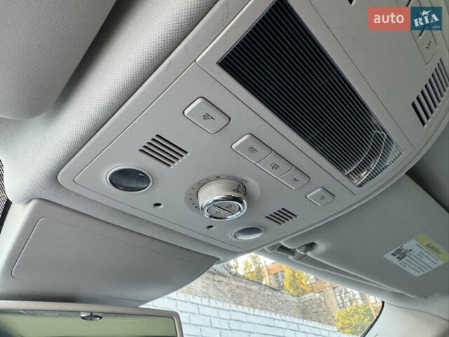 Белый Фольксваген Туарег, объемом двигателя 3.6 л и пробегом 242 тыс. км за 18500 $, фото 36 на Automoto.ua