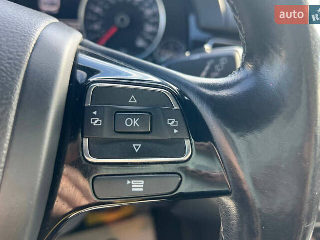 Белый Фольксваген Туарег, объемом двигателя 3.6 л и пробегом 157 тыс. км за 20500 $, фото 13 на Automoto.ua