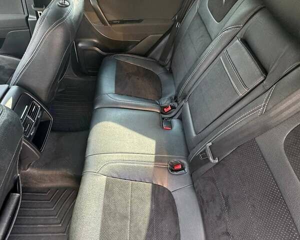 Фольксваген Туарег 2016 в Киеве на Automoto.ua Белый Фольксваген Туарег, объемом двигателя 3 л и пробегом 180 тыс. км за 22500 $, фото 29 на Automoto.ua