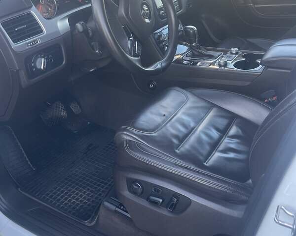 Фольксваген Туарег 2016 в Белой Церкве на Automoto.ua Белый Фольксваген Туарег, объемом двигателя 3 л и пробегом 264 тыс. км за 24500 $, фото 22 на Automoto.ua