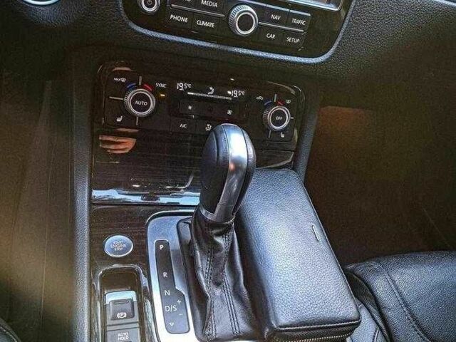 Белый Фольксваген Туарег, объемом двигателя 0 л и пробегом 150 тыс. км за 14300 $, фото 4 на Automoto.ua