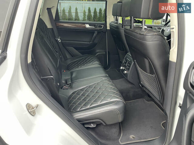 Фольксваген Туарег 2016 в Луцке на Automoto.ua Белый Фольксваген Туарег, объемом двигателя 2.97 л и пробегом 146 тыс. км за 33800 $, фото 39 на Automoto.ua