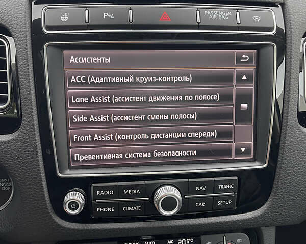 Фольксваген Туарег 2016 в Луцке на Automoto.ua Белый Фольксваген Туарег, объемом двигателя 2.97 л и пробегом 146 тыс. км за 33800 $, фото 59 на Automoto.ua