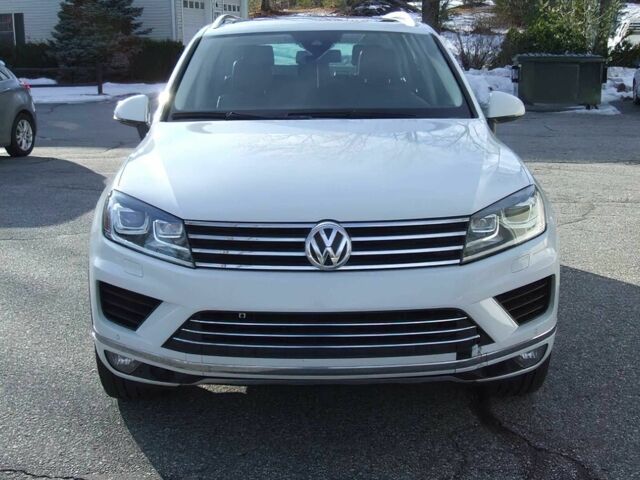 Белый Фольксваген Туарег, объемом двигателя 3.6 л и пробегом 80 тыс. км за 7900 $, фото 1 на Automoto.ua