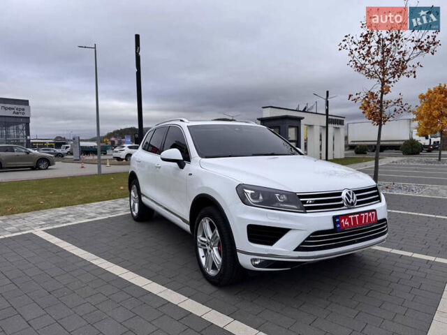 Фольксваген Туарег 2016 в Мукачеве на Automoto.ua Белый Фольксваген Туарег, объемом двигателя 3 л и пробегом 238 тыс. км за 22500 $, фото 31 на Automoto.ua