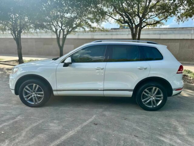 Белый Фольксваген Туарег, объемом двигателя 3.6 л и пробегом 79 тыс. км за 6100 $, фото 3 на Automoto.ua