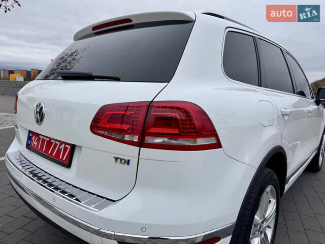 Фольксваген Туарег 2016 в Мукачеве на Automoto.ua Белый Фольксваген Туарег, объемом двигателя 3 л и пробегом 238 тыс. км за 22500 $, фото 14 на Automoto.ua