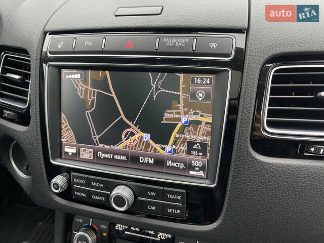 Фольксваген Туарег 2016 в Луцке на Automoto.ua Белый Фольксваген Туарег, объемом двигателя 2.97 л и пробегом 146 тыс. км за 33800 $, фото 54 на Automoto.ua