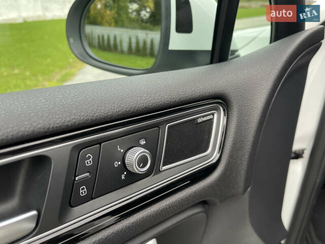 Фольксваген Туарег 2016 в Луцке на Automoto.ua Белый Фольксваген Туарег, объемом двигателя 2.97 л и пробегом 146 тыс. км за 33800 $, фото 29 на Automoto.ua