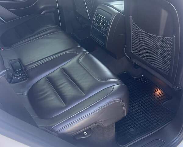 Фольксваген Туарег 2016 в Белой Церкве на Automoto.ua Белый Фольксваген Туарег, объемом двигателя 3 л и пробегом 264 тыс. км за 24500 $, фото 23 на Automoto.ua