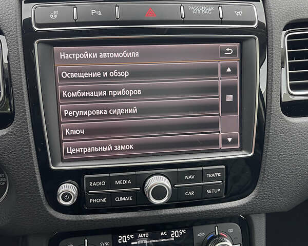 Фольксваген Туарег 2016 в Луцке на Automoto.ua Белый Фольксваген Туарег, объемом двигателя 2.97 л и пробегом 146 тыс. км за 33800 $, фото 57 на Automoto.ua