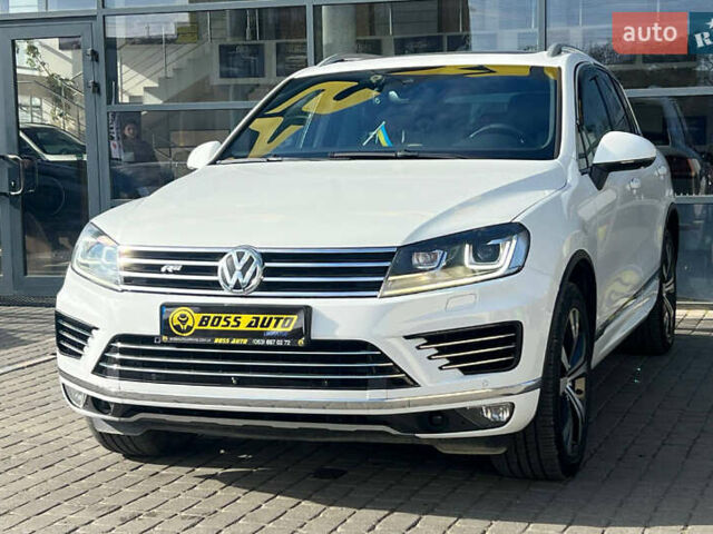 Белый Фольксваген Туарег, объемом двигателя 3.6 л и пробегом 157 тыс. км за 20500 $, фото 2 на Automoto.ua