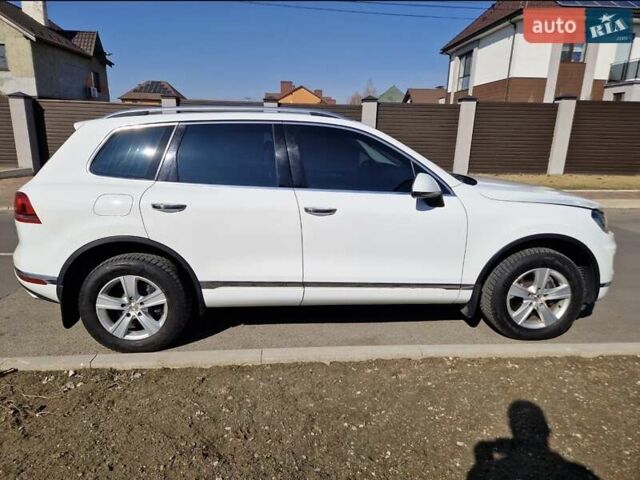 Фольксваген Туарег 2016 в Киеве на Automoto.ua Белый Фольксваген Туарег, объемом двигателя 3 л и пробегом 180 тыс. км за 22500 $, фото 12 на Automoto.ua
