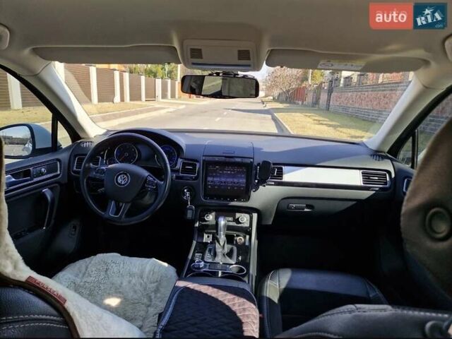 Фольксваген Туарег 2016 в Киеве на Automoto.ua Белый Фольксваген Туарег, объемом двигателя 3 л и пробегом 180 тыс. км за 22500 $, фото 15 на Automoto.ua
