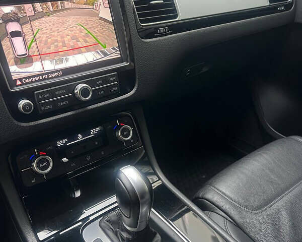 Белый Фольксваген Туарег, объемом двигателя 2.97 л и пробегом 188 тыс. км за 29200 $, фото 19 на Automoto.ua