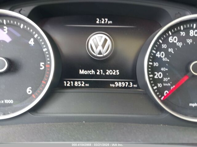 Белый Фольксваген Туарег, объемом двигателя 3 л и пробегом 196 тыс. км за 18900 $, фото 6 на Automoto.ua