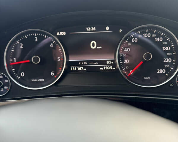 Білий Фольксваген Туарег, об'ємом двигуна 3 л та пробігом 131 тис. км за 34800 $, фото 15 на Automoto.ua