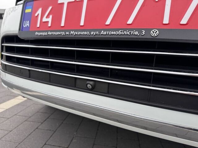 Белый Фольксваген Туарег, объемом двигателя 3 л и пробегом 238 тыс. км за 22500 $, фото 20 на Automoto.ua