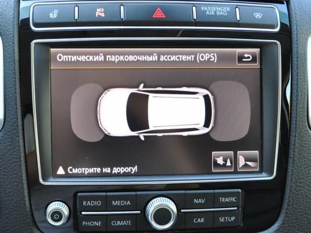 Белый Фольксваген Туарег, объемом двигателя 2.97 л и пробегом 263 тыс. км за 23000 $, фото 37 на Automoto.ua