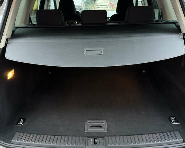 Білий Фольксваген Туарег, об'ємом двигуна 2.97 л та пробігом 270 тис. км за 23500 $, фото 15 на Automoto.ua