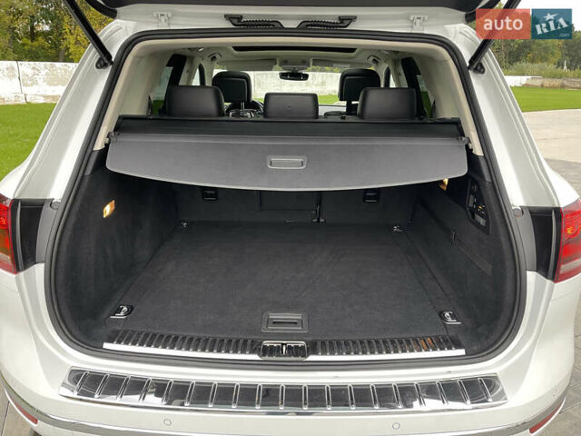 Фольксваген Туарег 2016 в Луцке на Automoto.ua Белый Фольксваген Туарег, объемом двигателя 2.97 л и пробегом 146 тыс. км за 33800 $, фото 35 на Automoto.ua