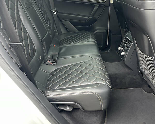 Фольксваген Туарег 2016 в Луцке на Automoto.ua Белый Фольксваген Туарег, объемом двигателя 2.97 л и пробегом 146 тыс. км за 33800 $, фото 40 на Automoto.ua