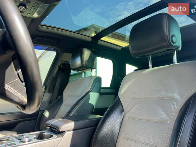 Белый Фольксваген Туарег, объемом двигателя 3.6 л и пробегом 157 тыс. км за 20500 $, фото 19 на Automoto.ua