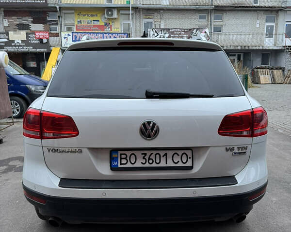 Білий Фольксваген Туарег, об'ємом двигуна 2.97 л та пробігом 270 тис. км за 23500 $, фото 7 на Automoto.ua