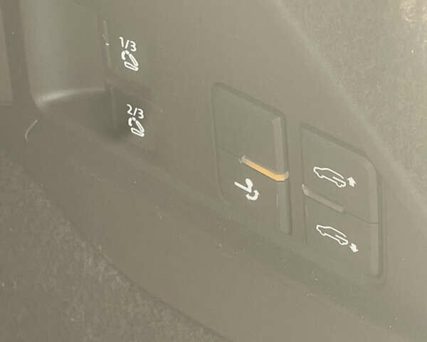 Фольксваген Туарег 2016 в Белой Церкве на Automoto.ua Белый Фольксваген Туарег, объемом двигателя 3 л и пробегом 264 тыс. км за 24500 $, фото 38 на Automoto.ua