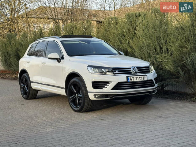 Білий Фольксваген Туарег, об'ємом двигуна 3 л та пробігом 229 тис. км за 32600 $, фото 11 на Automoto.ua