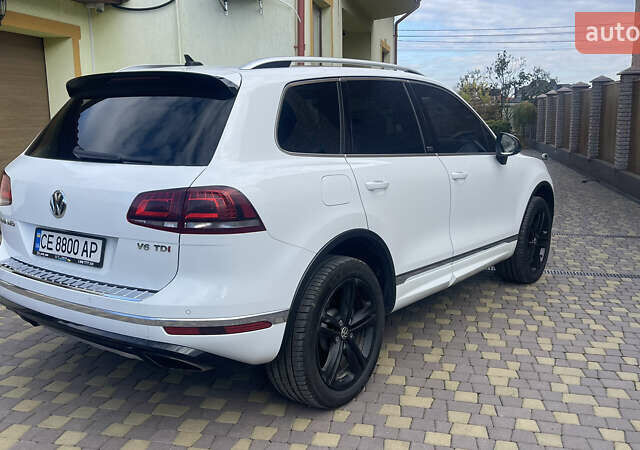 Білий Фольксваген Туарег, об'ємом двигуна 2.97 л та пробігом 250 тис. км за 32500 $, фото 15 на Automoto.ua