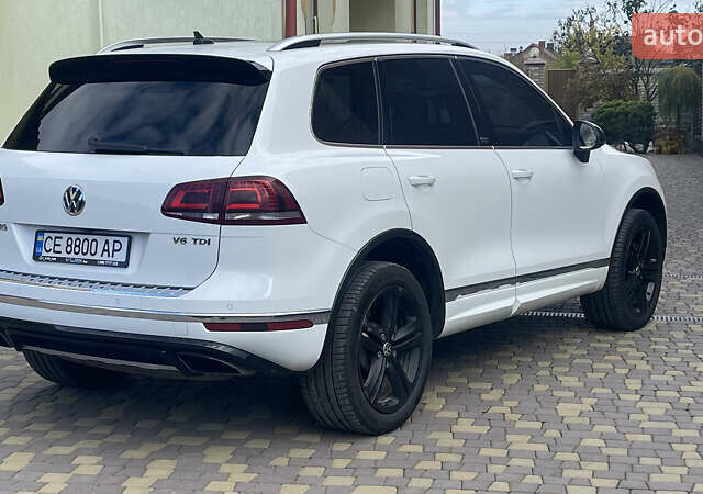 Білий Фольксваген Туарег, об'ємом двигуна 2.97 л та пробігом 250 тис. км за 32500 $, фото 16 на Automoto.ua