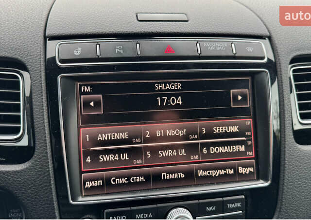 Білий Фольксваген Туарег, об'ємом двигуна 3 л та пробігом 192 тис. км за 31000 $, фото 29 на Automoto.ua