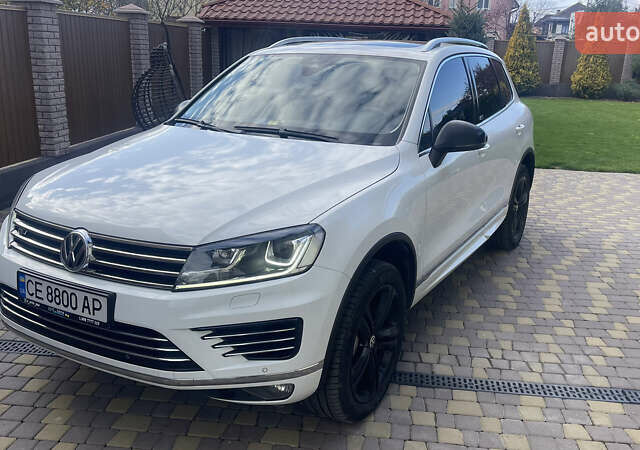 Білий Фольксваген Туарег, об'ємом двигуна 2.97 л та пробігом 250 тис. км за 32500 $, фото 7 на Automoto.ua