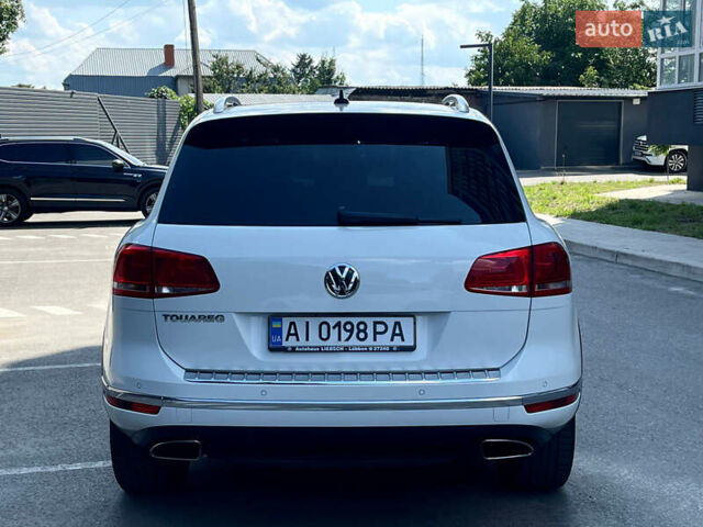 Белый Фольксваген Туарег, объемом двигателя 2.97 л и пробегом 237 тыс. км за 28500 $, фото 20 на Automoto.ua