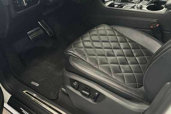 Белый Фольксваген Туарег, объемом двигателя 3 л и пробегом 110 тыс. км за 22000 $, фото 12 на Automoto.ua