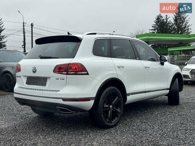 Белый Фольксваген Туарег, объемом двигателя 2.97 л и пробегом 215 тыс. км за 27900 $, фото 38 на Automoto.ua
