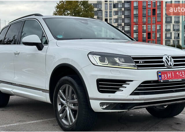Білий Фольксваген Туарег, об'ємом двигуна 3 л та пробігом 192 тис. км за 31000 $, фото 9 на Automoto.ua