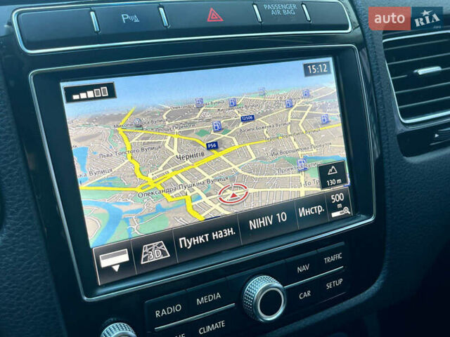 Белый Фольксваген Туарег, объемом двигателя 2.97 л и пробегом 237 тыс. км за 28500 $, фото 4 на Automoto.ua