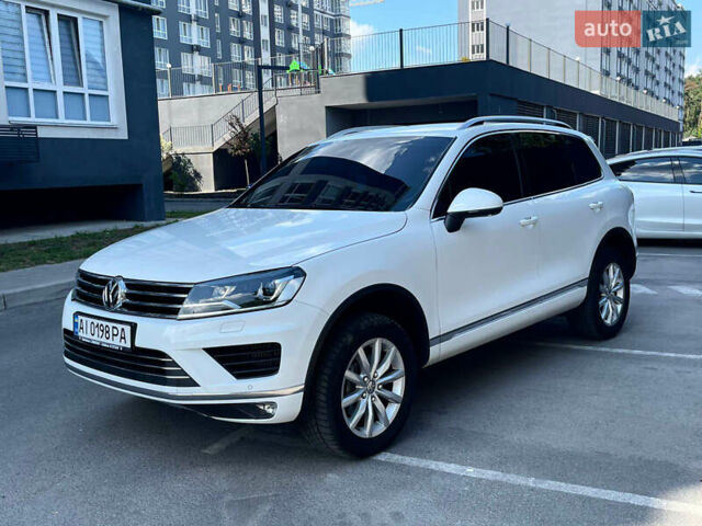 Белый Фольксваген Туарег, объемом двигателя 2.97 л и пробегом 237 тыс. км за 28500 $, фото 19 на Automoto.ua