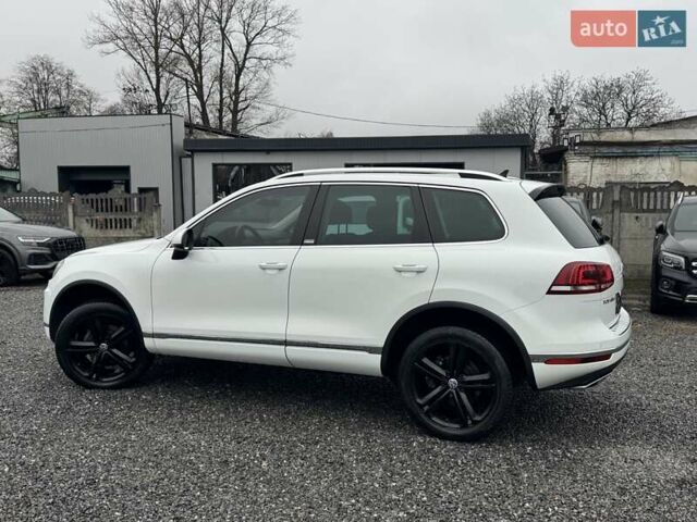 Белый Фольксваген Туарег, объемом двигателя 2.97 л и пробегом 215 тыс. км за 27900 $, фото 34 на Automoto.ua