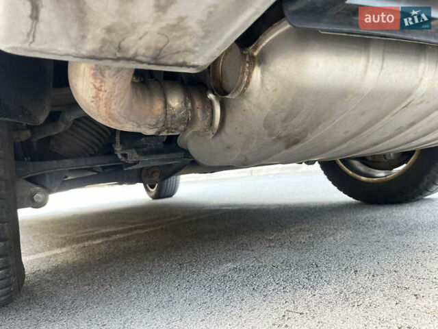 Белый Фольксваген Туарег, объемом двигателя 2.97 л и пробегом 237 тыс. км за 28500 $, фото 35 на Automoto.ua