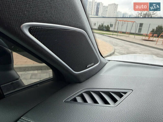 Білий Фольксваген Туарег, об'ємом двигуна 3 л та пробігом 151 тис. км за 45700 $, фото 43 на Automoto.ua