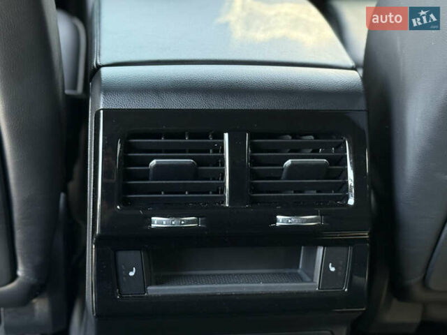 Белый Фольксваген Туарег, объемом двигателя 2.97 л и пробегом 199 тыс. км за 46200 $, фото 35 на Automoto.ua