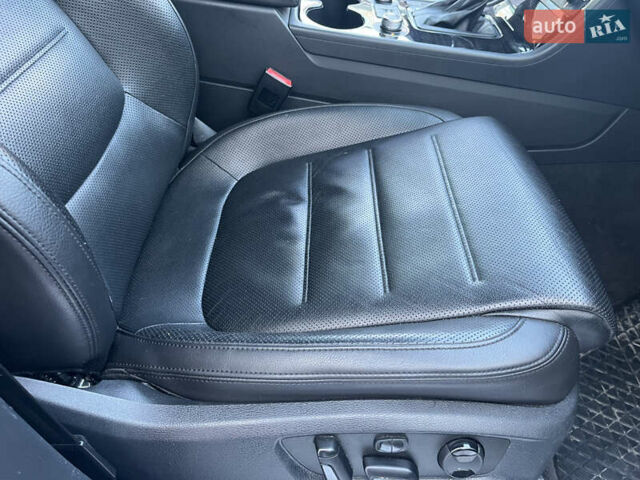 Белый Фольксваген Туарег, объемом двигателя 2.97 л и пробегом 127 тыс. км за 35800 $, фото 17 на Automoto.ua