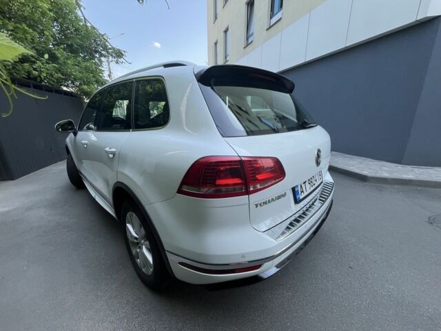 Білий Фольксваген Туарег, об'ємом двигуна 3 л та пробігом 126 тис. км за 36500 $, фото 6 на Automoto.ua